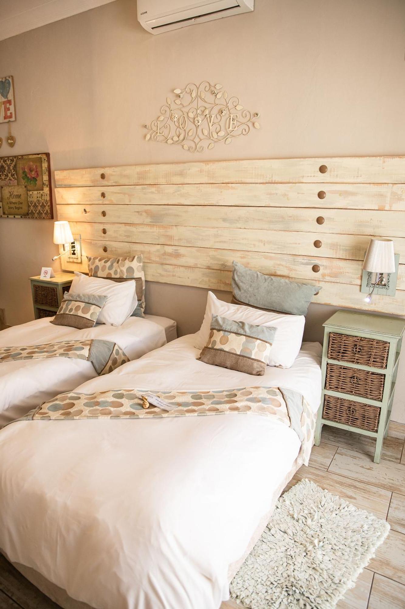 @Home Guest House Zeerust Экстерьер фото